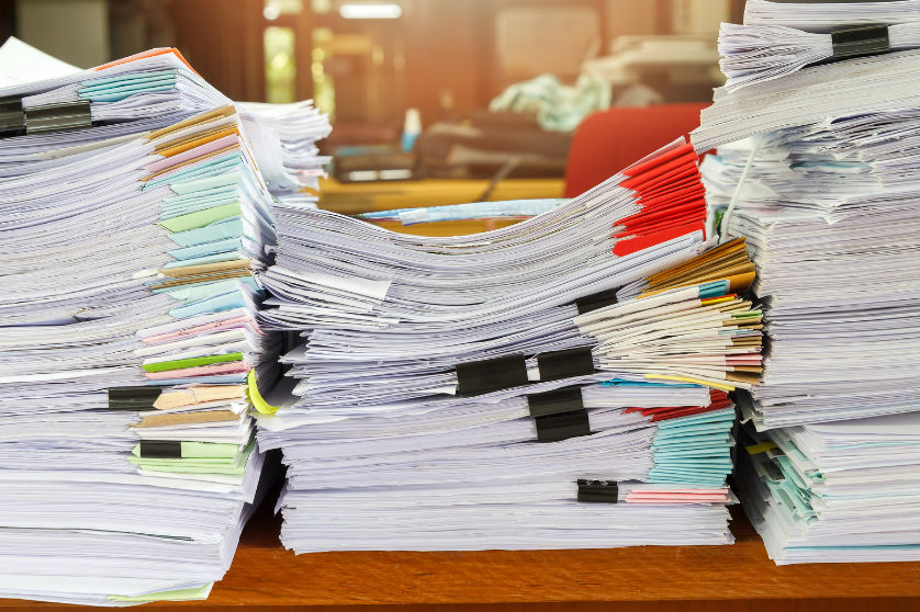 Use less paper with Microsoft 365 so your papers dont pile up